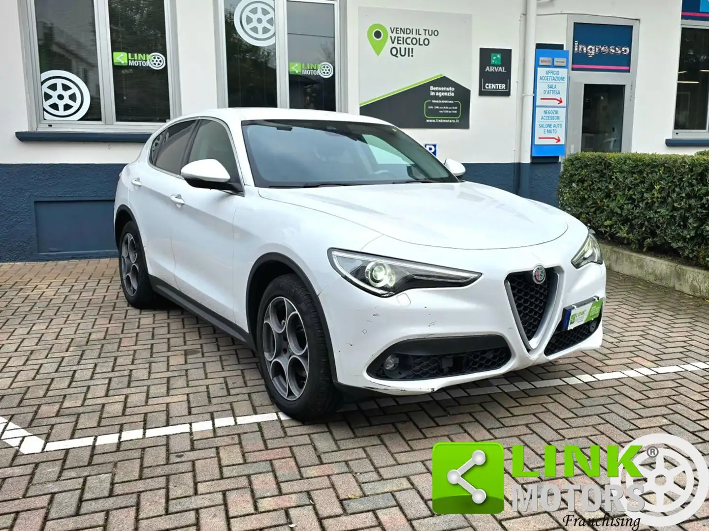 Alfa Romeo Stelvio 2.2 Turbodiesel 210 CV AT8 Q4 Super Blanc - 1