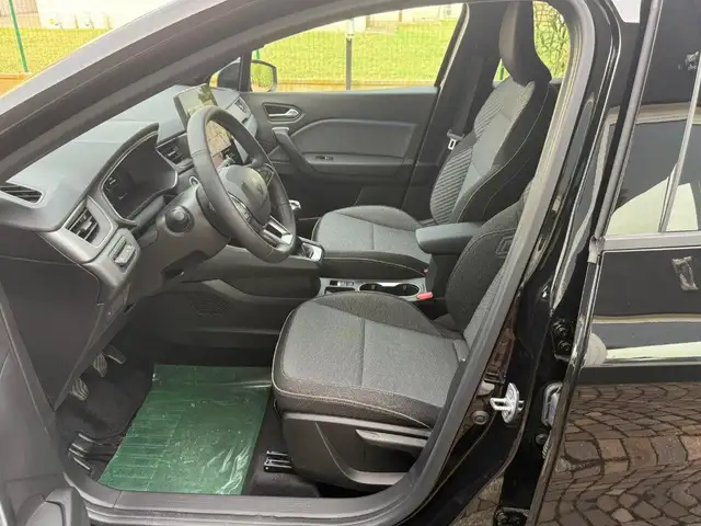 Renault Captur view 13