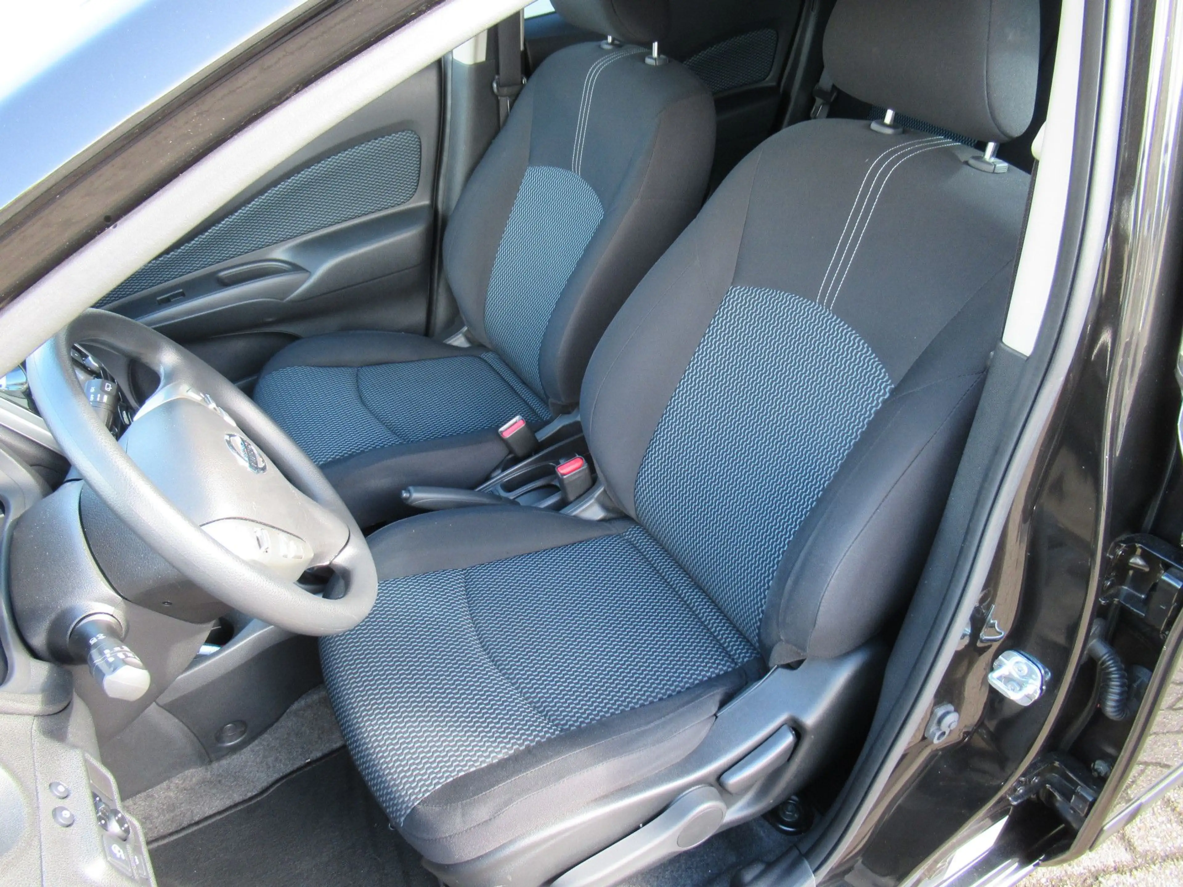 Nissan Note 1.2 Connect Edition — photo 4