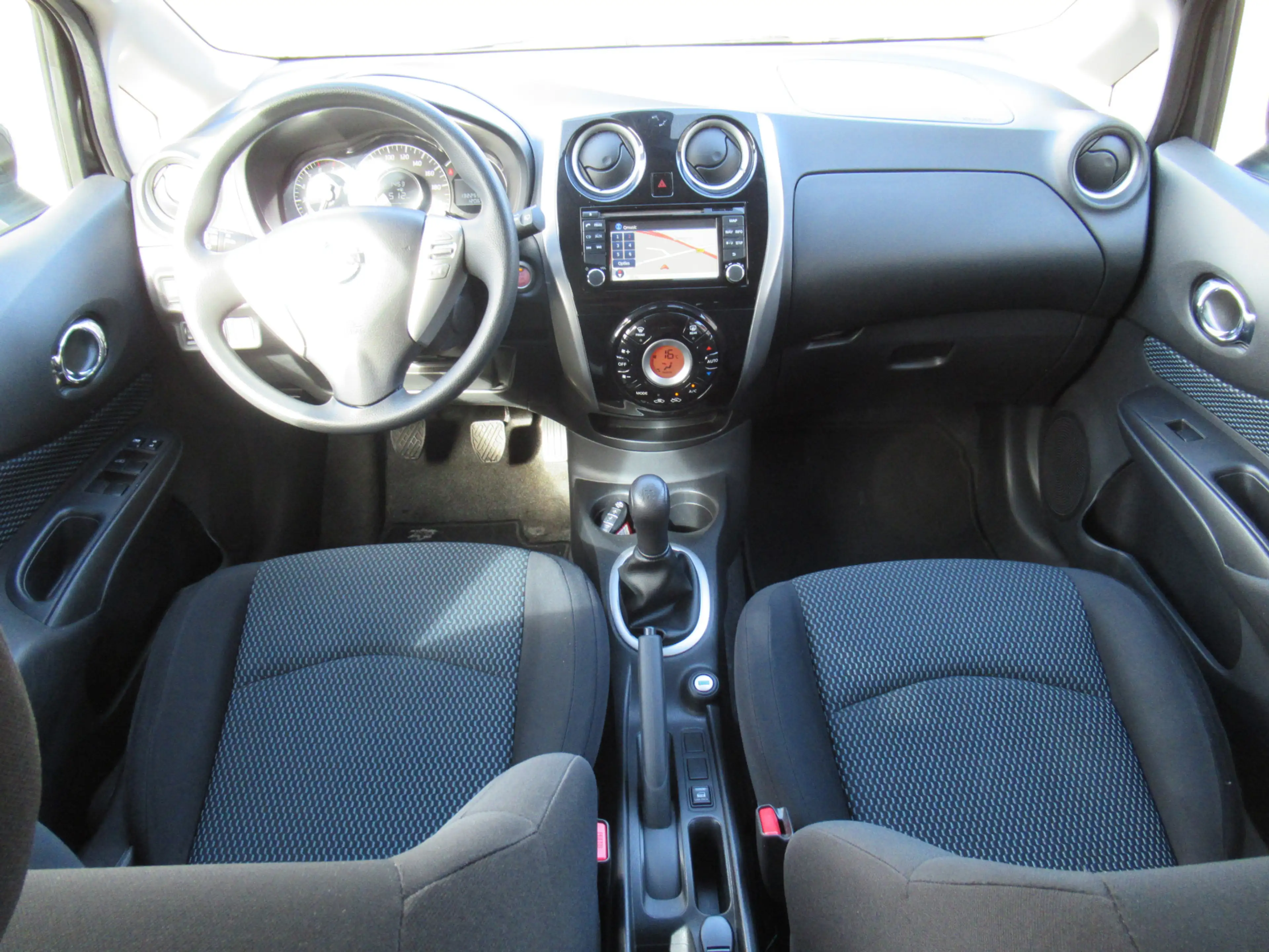 Nissan Note 1.2 Connect Edition — photo 3
