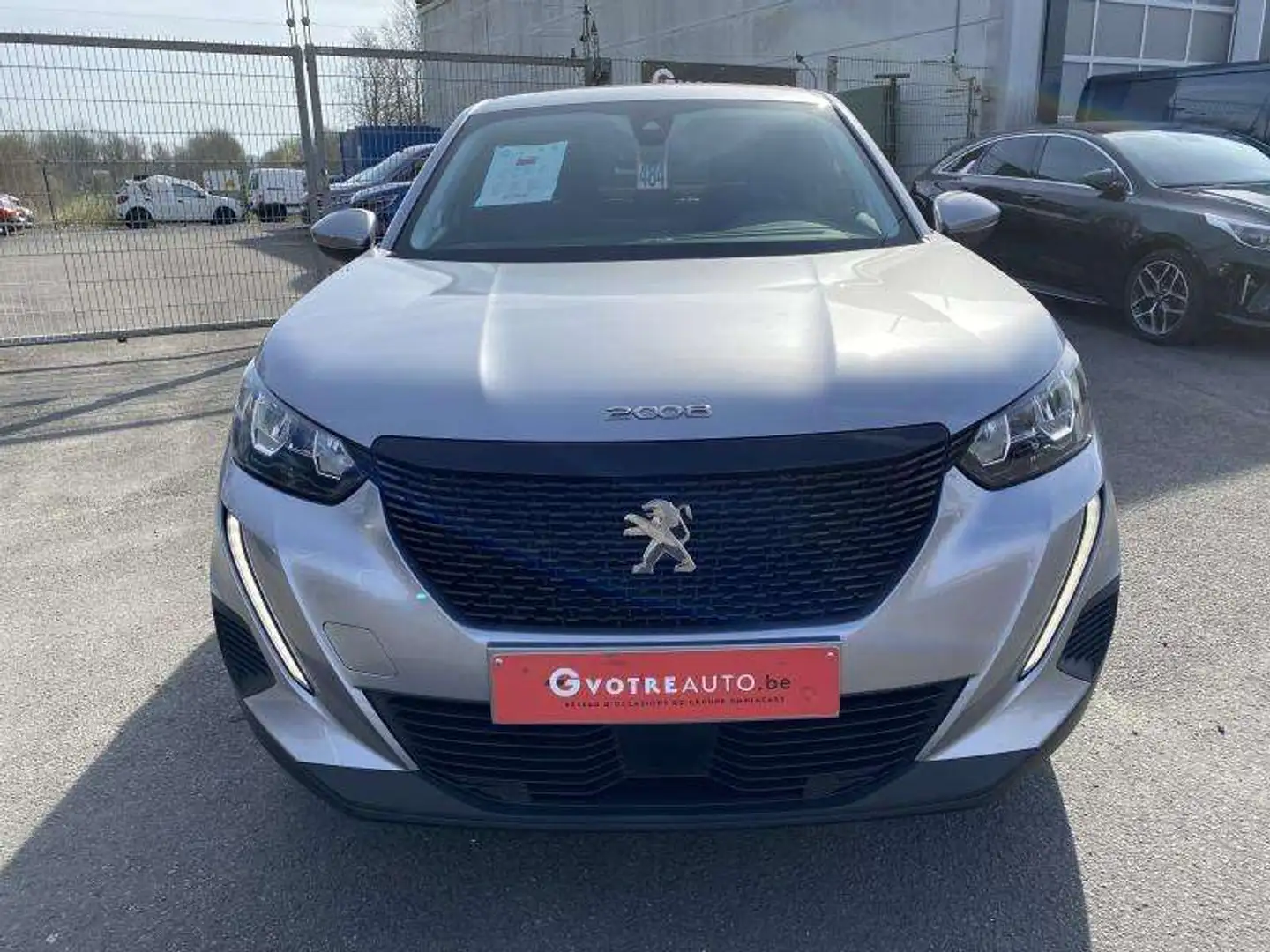 Peugeot 2008 active es 130 auto Gris - 2