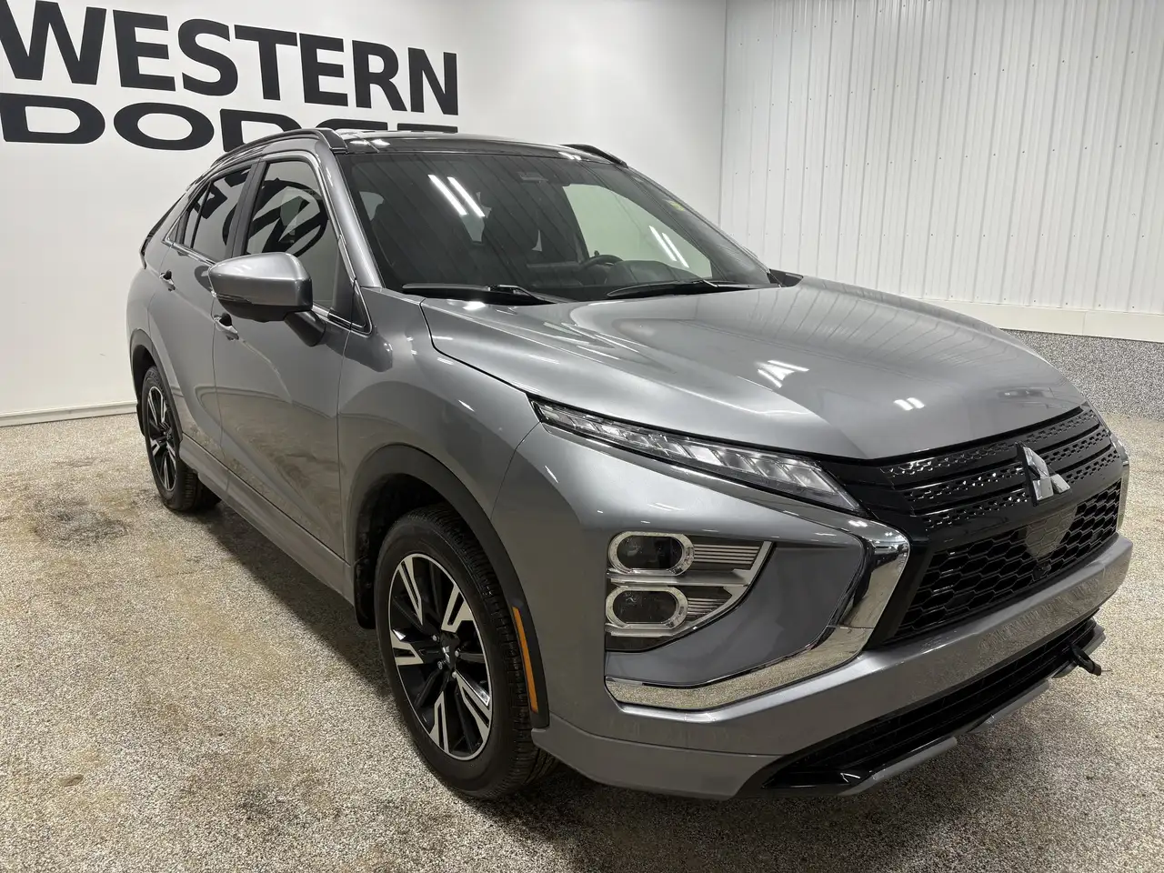 Mitsubishi Eclipse Cross снимка Mitsubishi Eclipse Cross