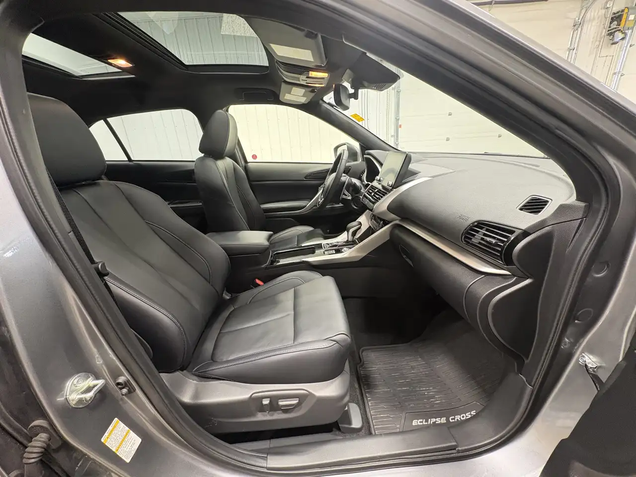 Mitsubishi Eclipse Cross снимка Mitsubishi Eclipse Cross