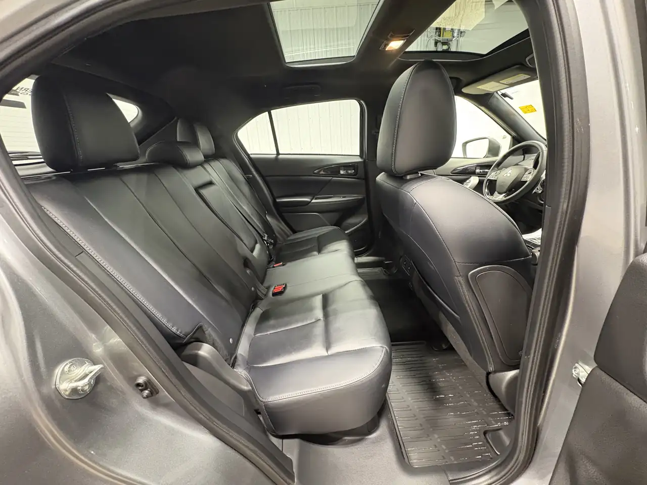 Mitsubishi Eclipse Cross снимка Mitsubishi Eclipse Cross