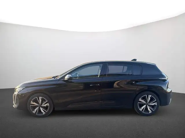 Peugeot 308 view 5