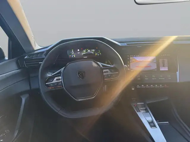 Peugeot 308 view 13
