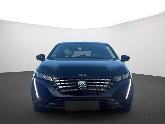 Peugeot 308 view 3