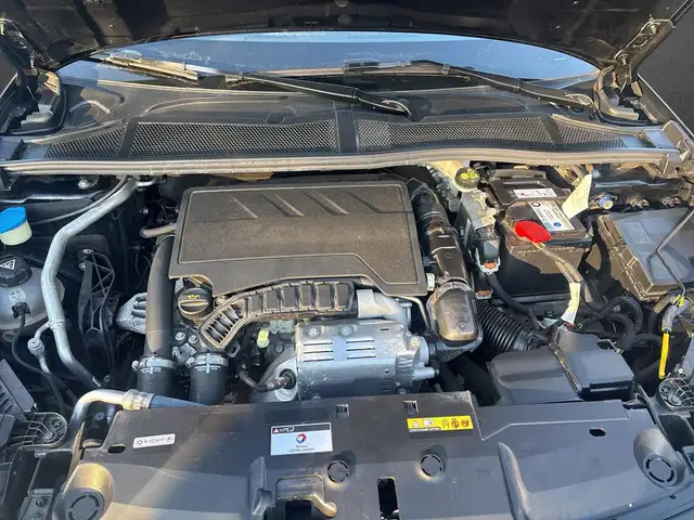 Peugeot 308 view 6