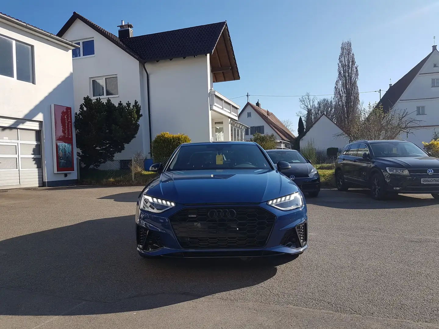 Audi A4 45 TFSI COMPETITION EDITION+*MATRIX*PANO*KAM*NAVI Blau - 2