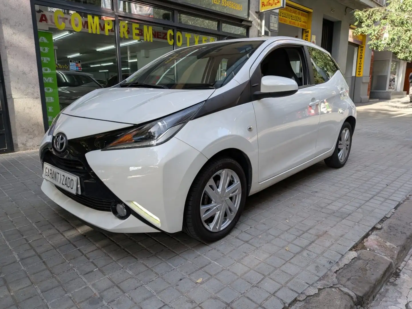 Toyota Aygo 1.0 VVT-i x-cite x-shift Blanco - 2
