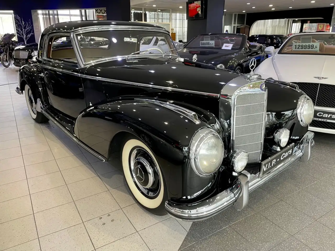 Mercedes-Benz 300 S Coupé (188), foto 12