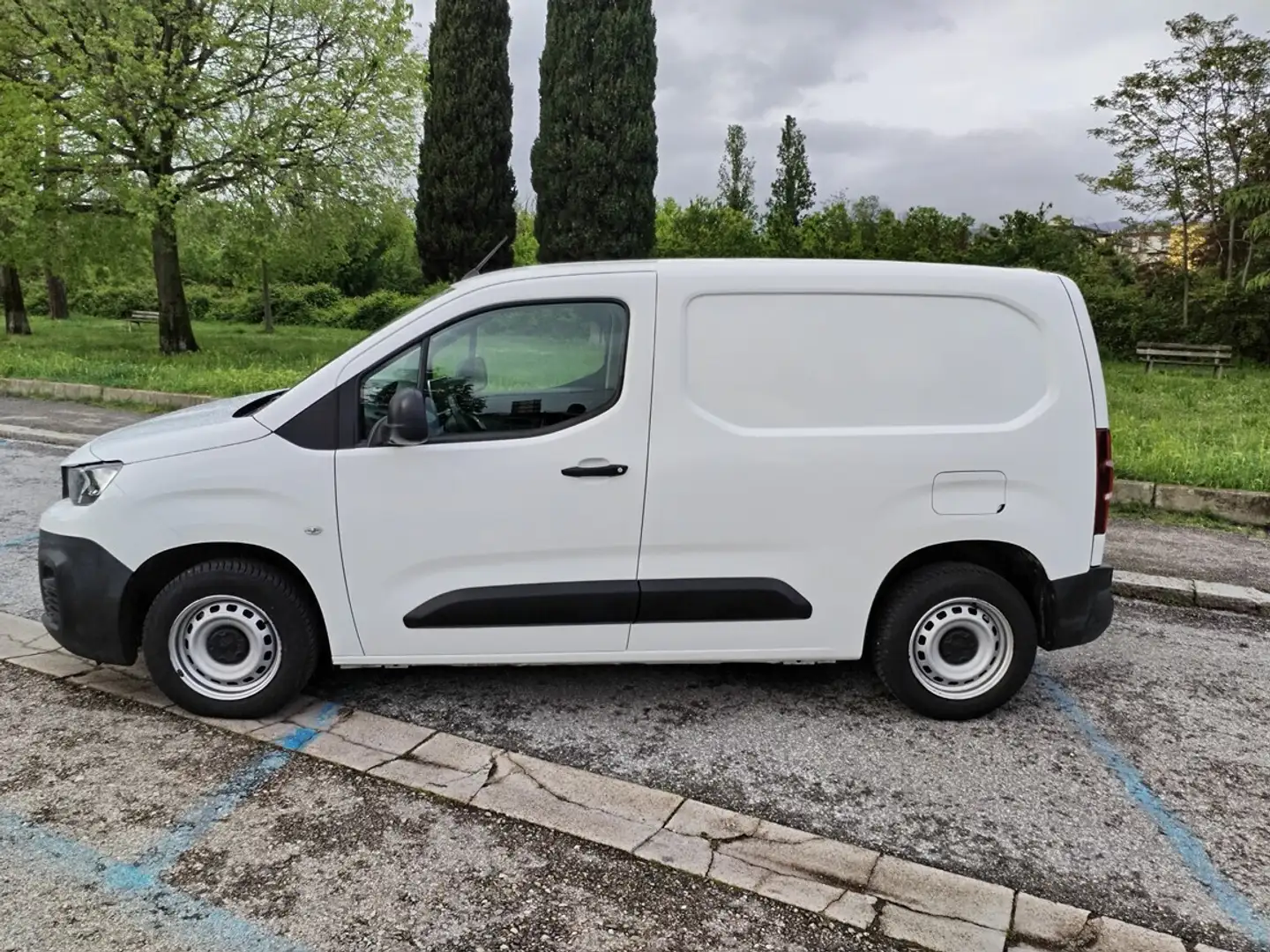 Peugeot Partner BlueHDi 75 PC Furgone Pro Blanc - 2