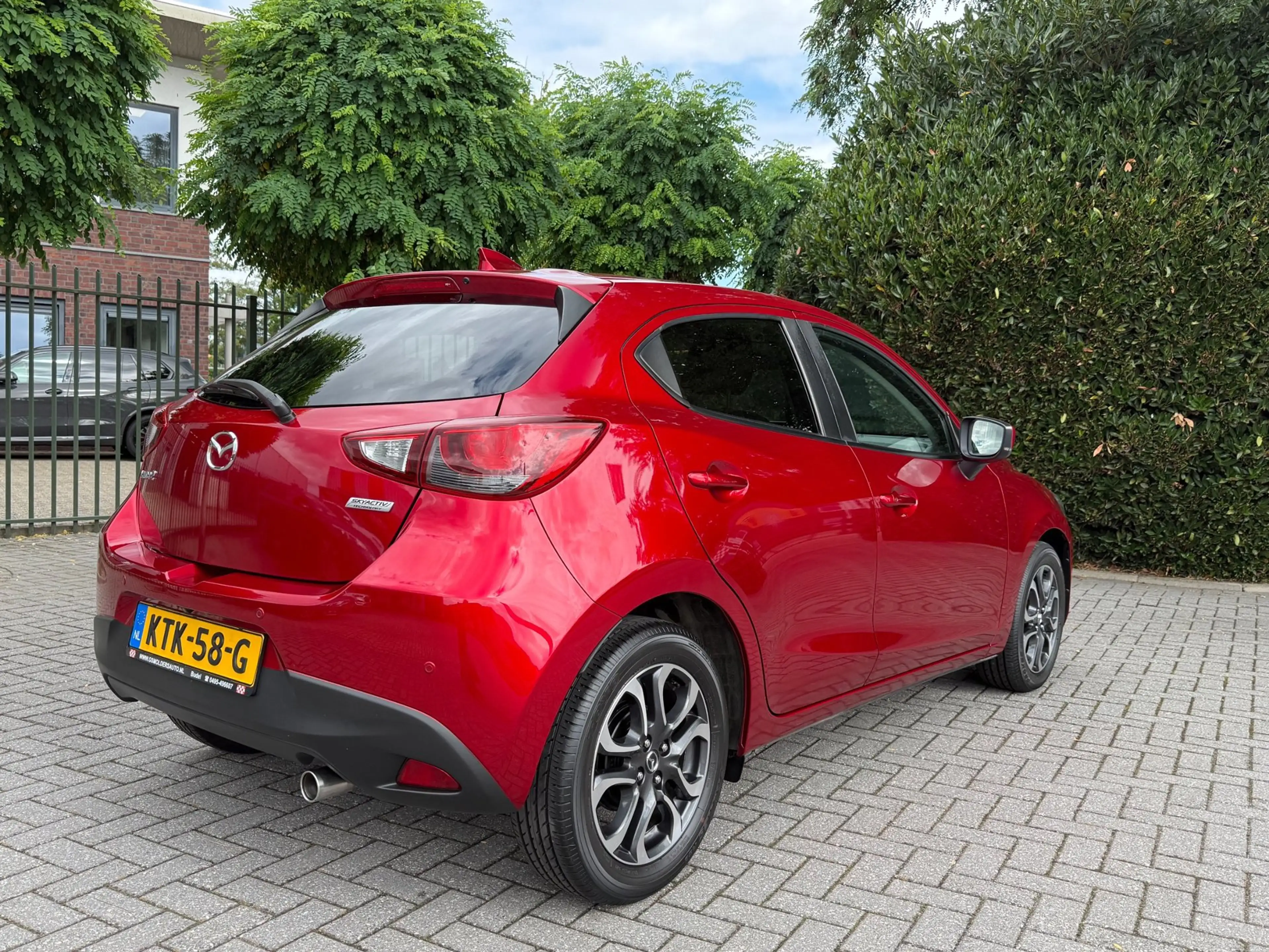 Mazda 2 1.5 Skyactiv-G, Clima, Navigatie, Cruise Control, — photo 4