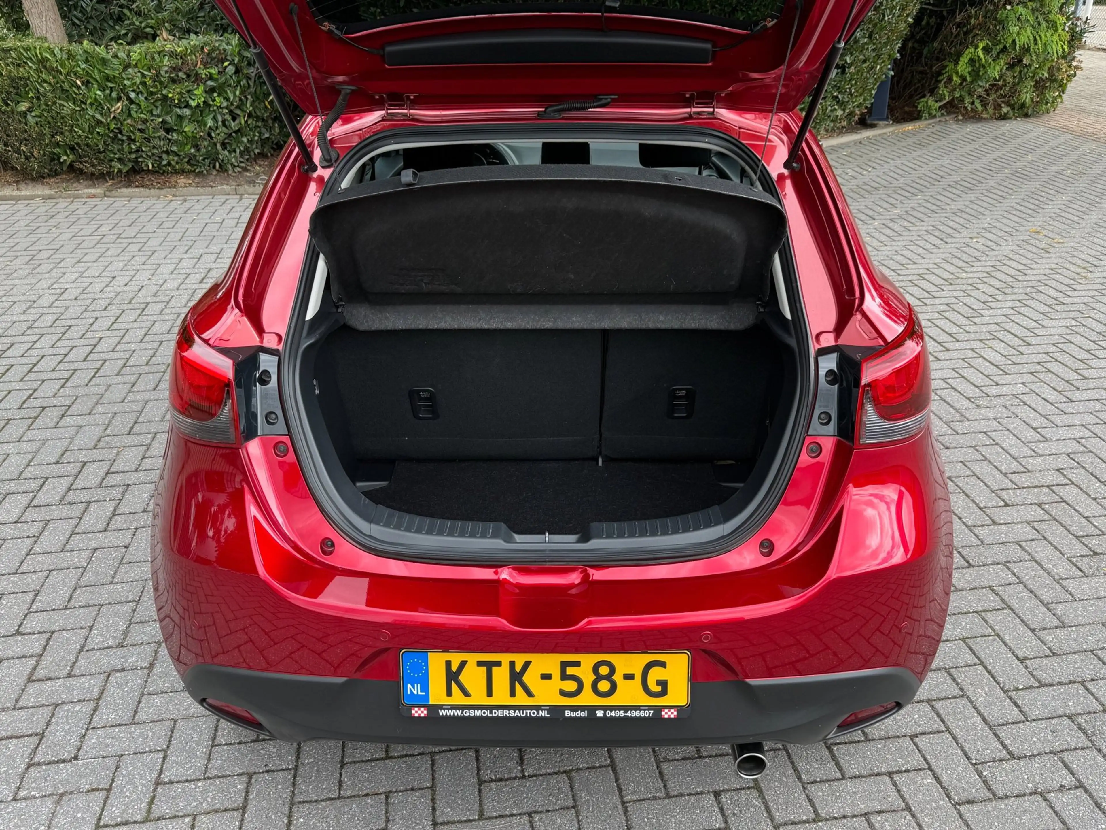 Mazda 2 1.5 Skyactiv-G, Clima, Navigatie, Cruise Control, — photo 6