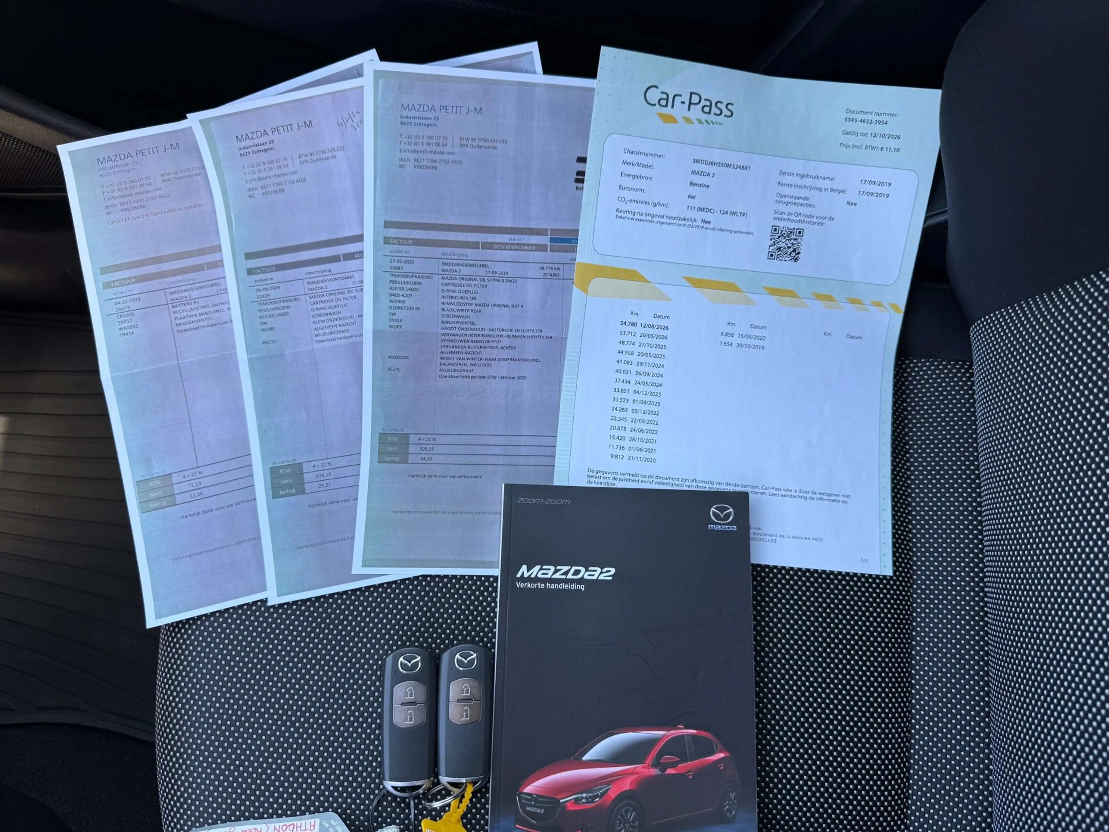 Mazda 2 1.5 Skyactiv-G, Clima, Navigatie, Cruise Control, — photo 15