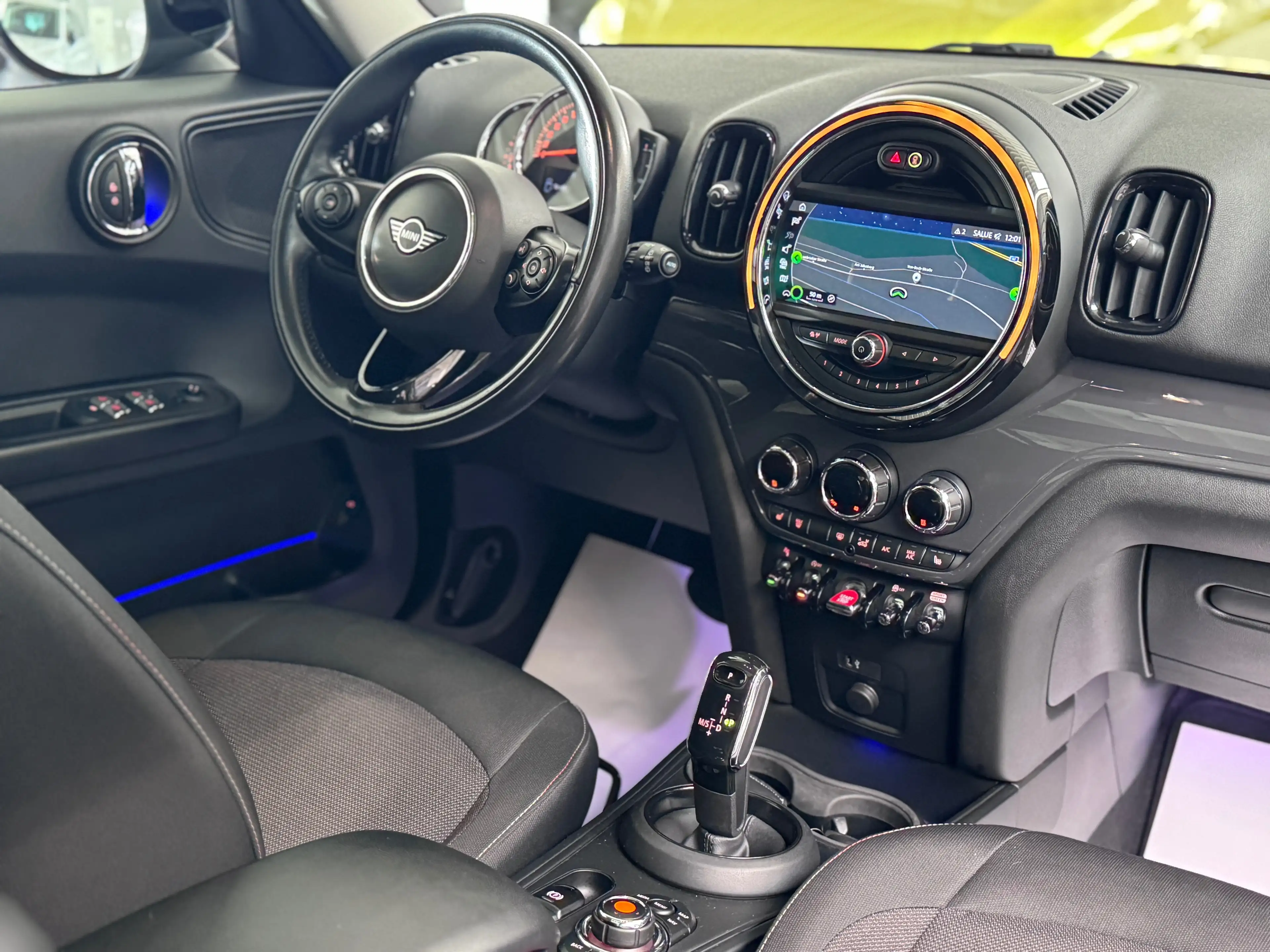 MINI Cooper D Countryman Cooper D All4*LED*Panorama*Navi*Kamera*Carplay*SHZ — photo 12