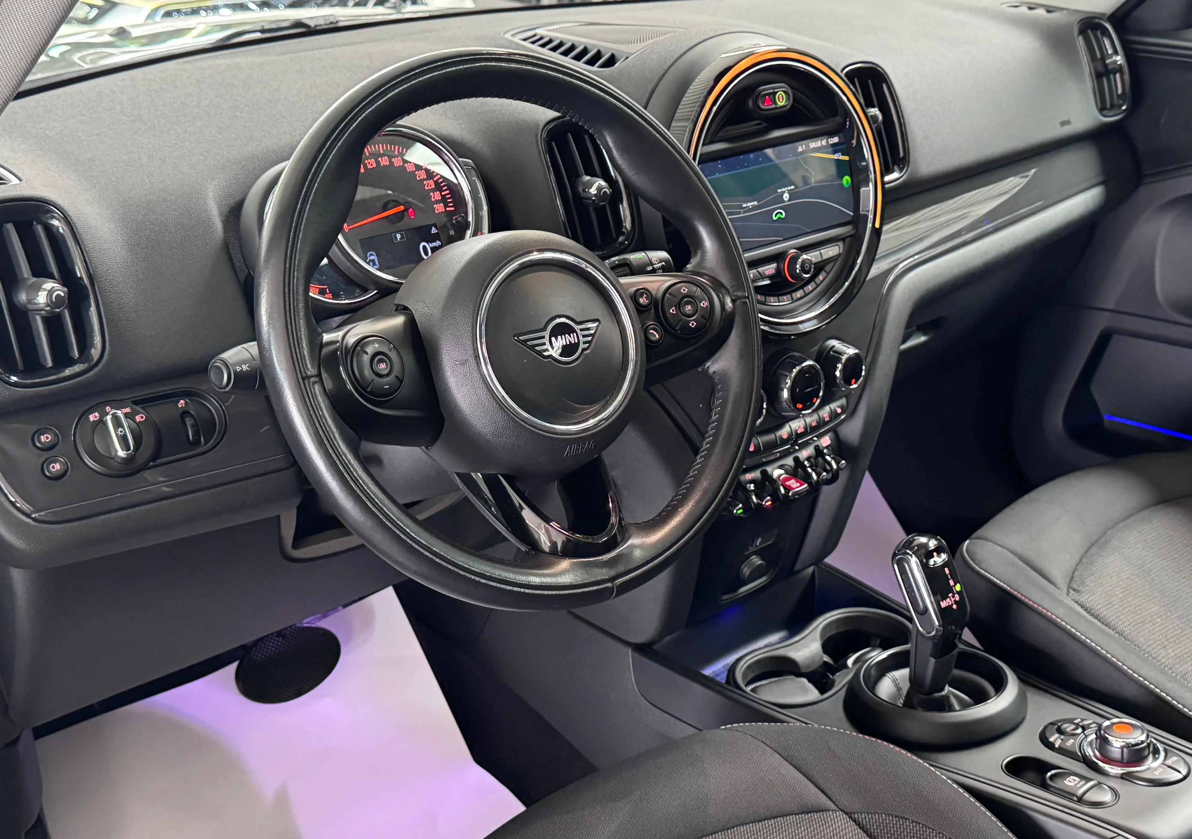 MINI Cooper D Countryman Cooper D All4*LED*Panorama*Navi*Kamera*Carplay*SHZ — photo 11