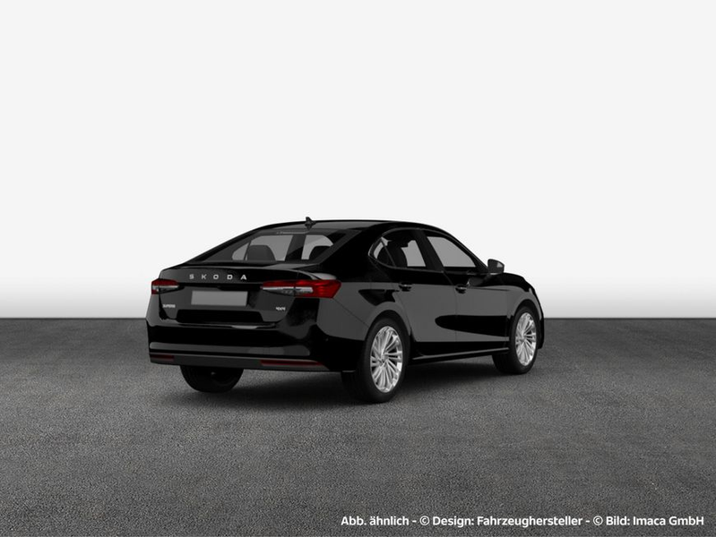 Skoda Superb Combi 2.0 TDI DSG Essence — photo 2