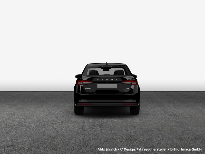 Skoda Superb Combi 2.0 TDI DSG Essence — photo 5
