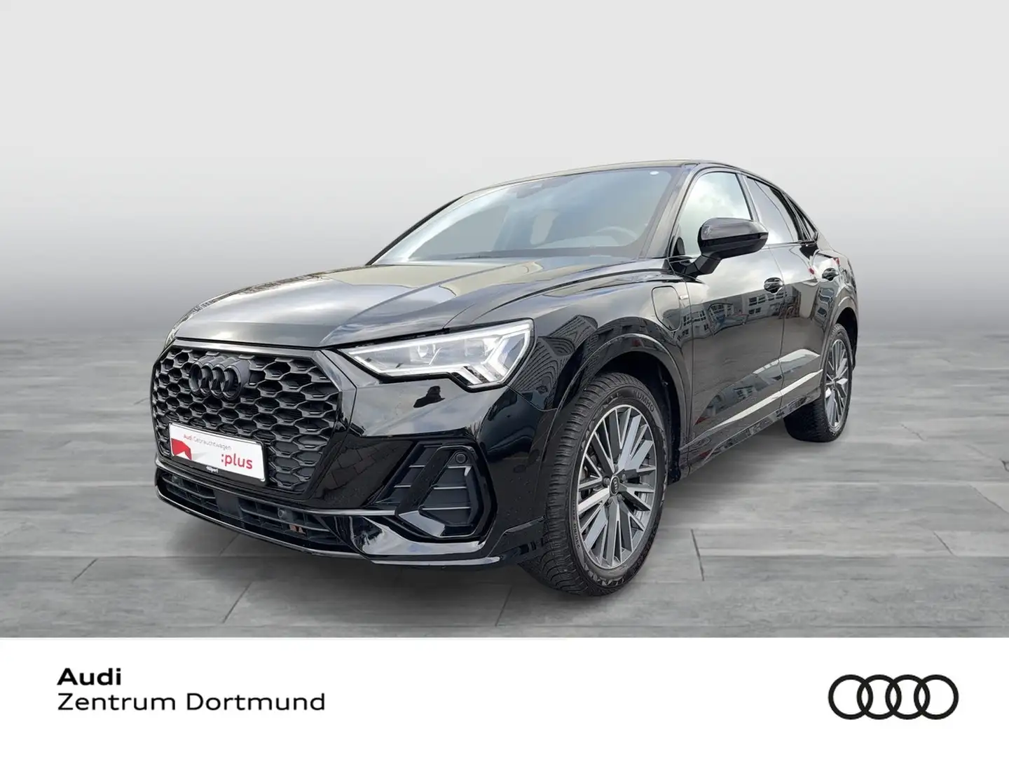Audi Q3 Sportback 45 HYBRID S LINE BLACKPAK CAM LM19 Schwarz - 1