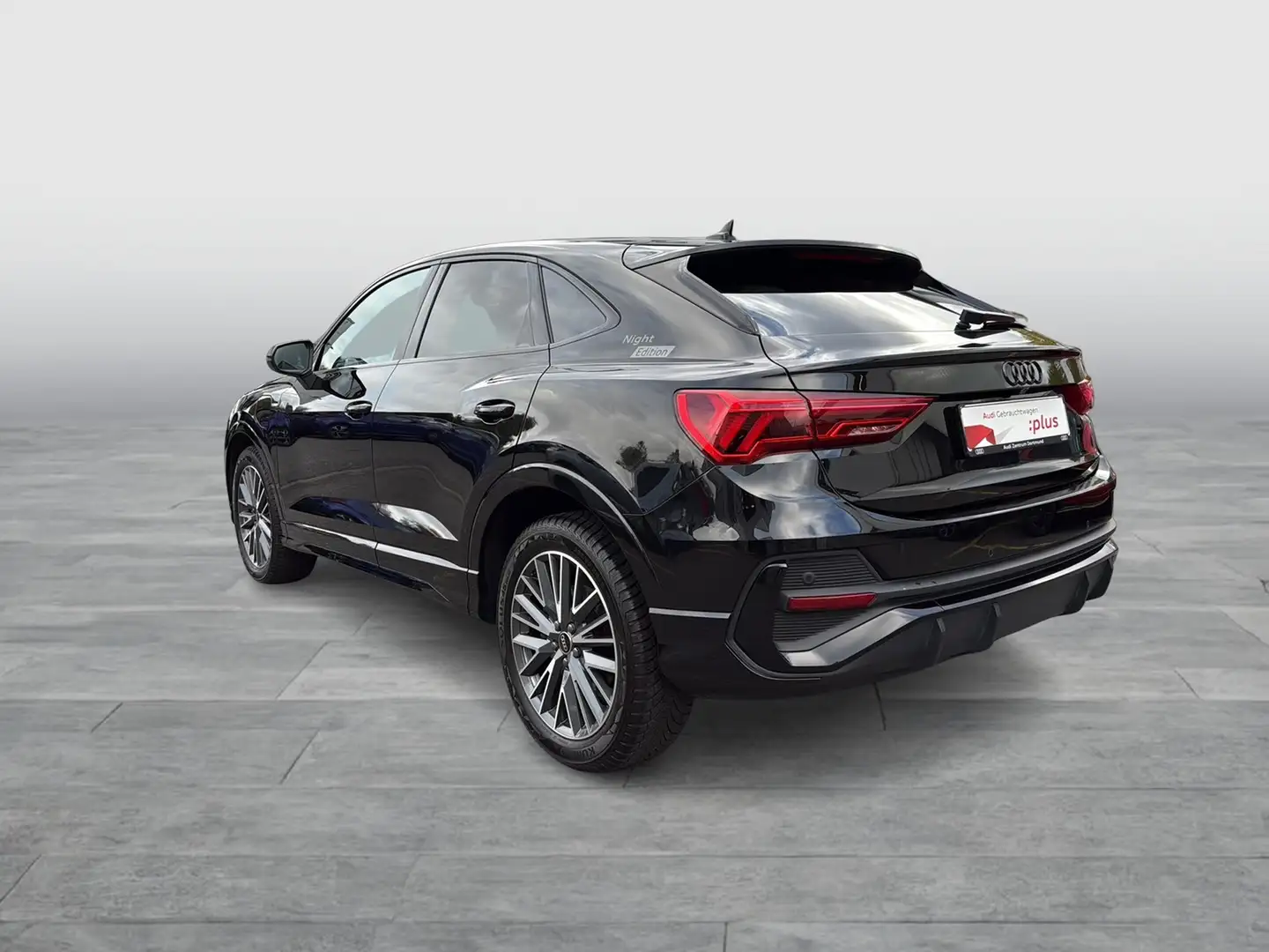Audi Q3 Sportback 45 HYBRID S LINE BLACKPAK CAM LM19 Schwarz - 2