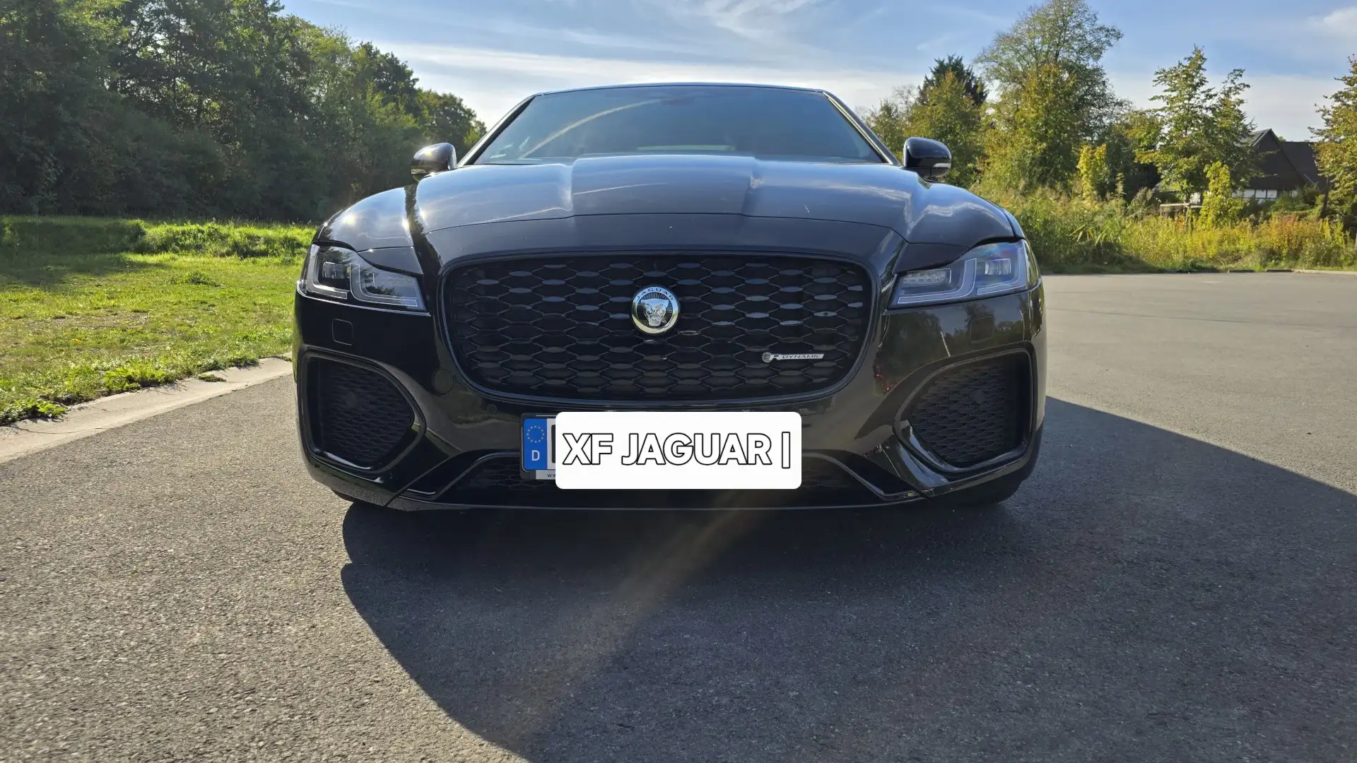 Jaguar XF D200 R-Dynamic SE - 1