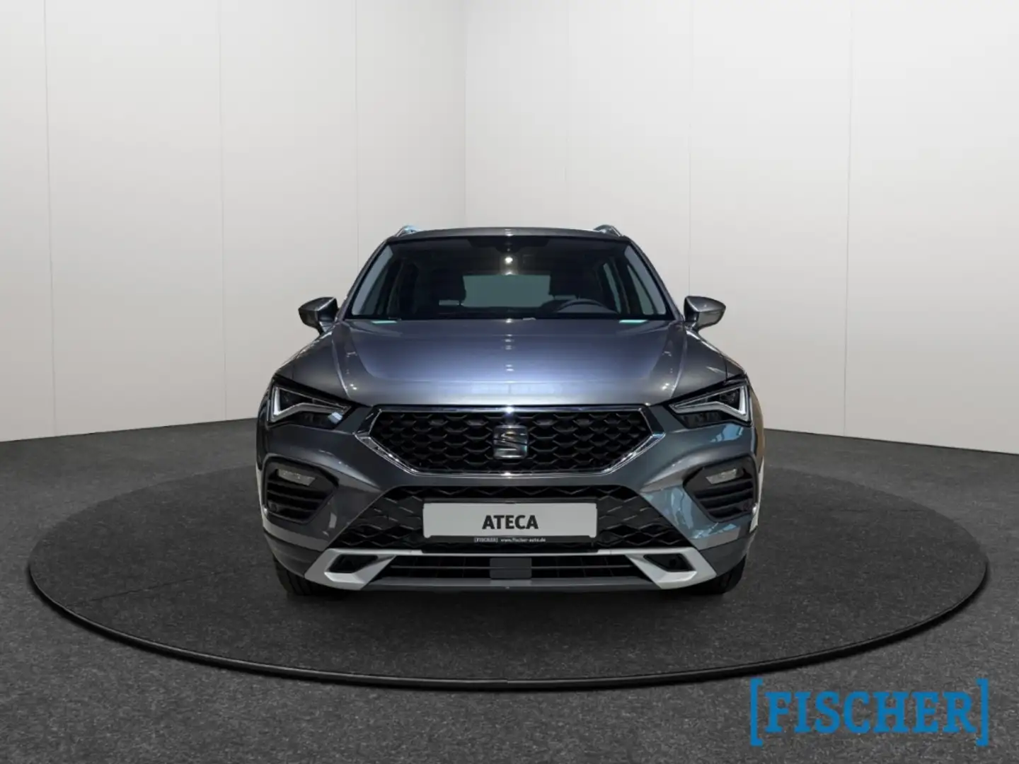SEAT Ateca 1.5TSI DSG Style LED AHK-klappbar Navi digitales C Grau - 2