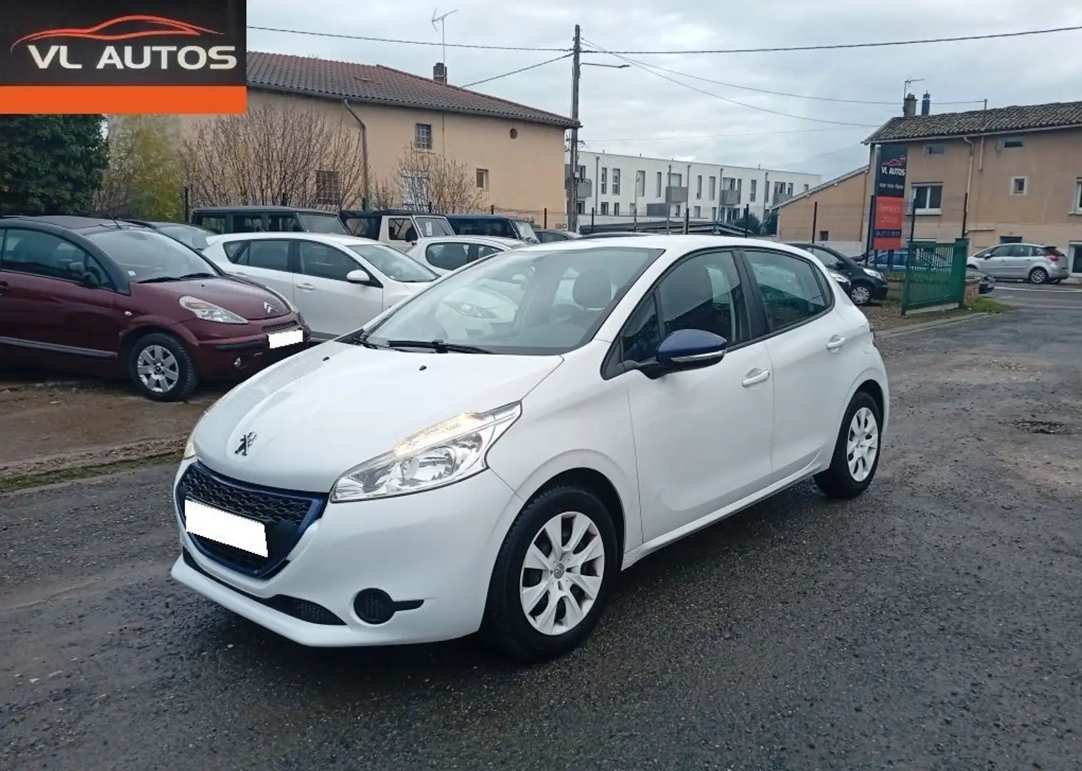 Peugeot 208 1.0 68 cv Année 2014 Crit'air 1 Blanc - 2