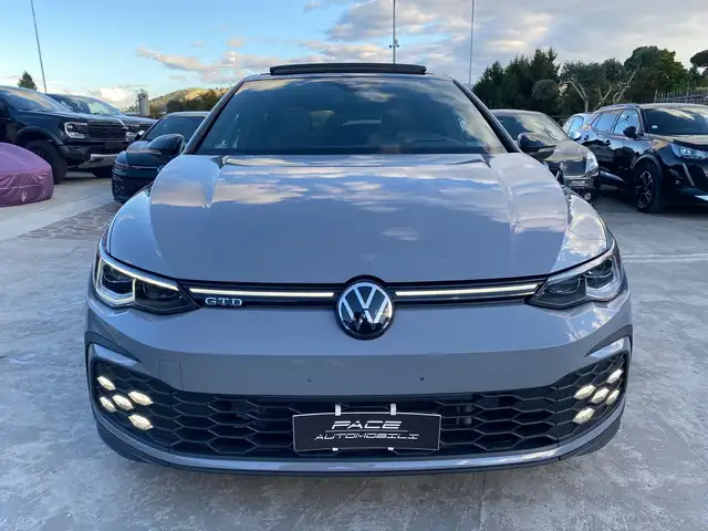 Volkswagen Golf view 6