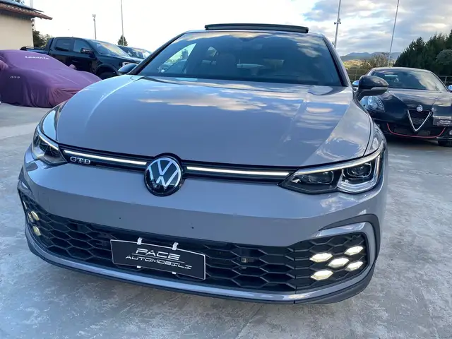 Volkswagen Golf view 7