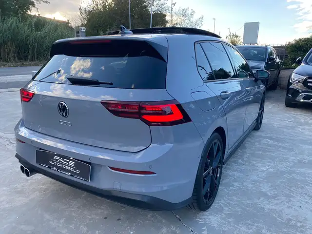 Volkswagen Golf view 13