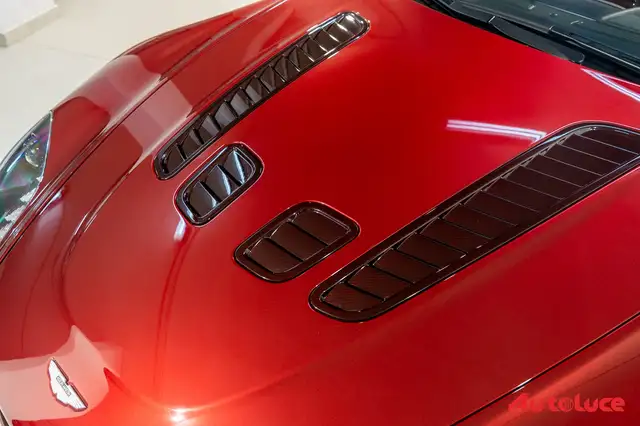Aston Martin Vantage view 15