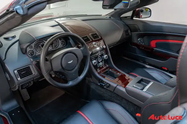 Aston Martin Vantage view 10