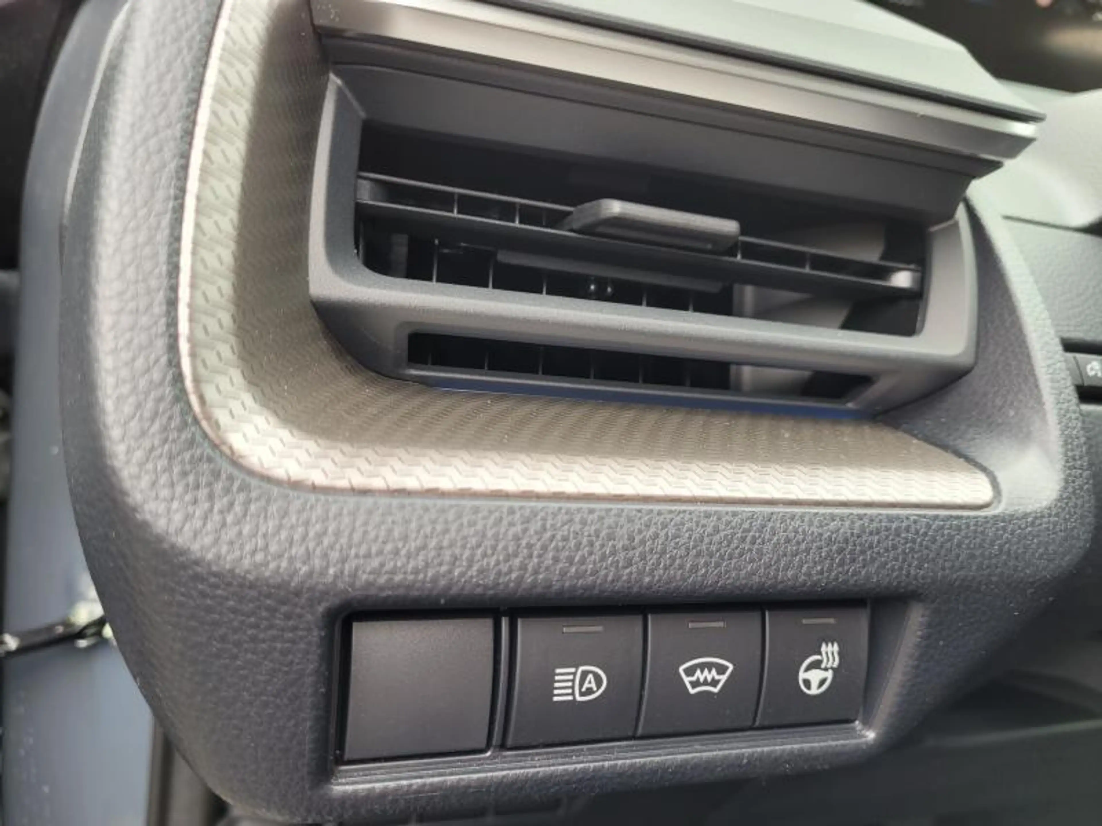 Toyota Prius Plug In Premium DEMO Wagen - niet ingeschreven — photo 10