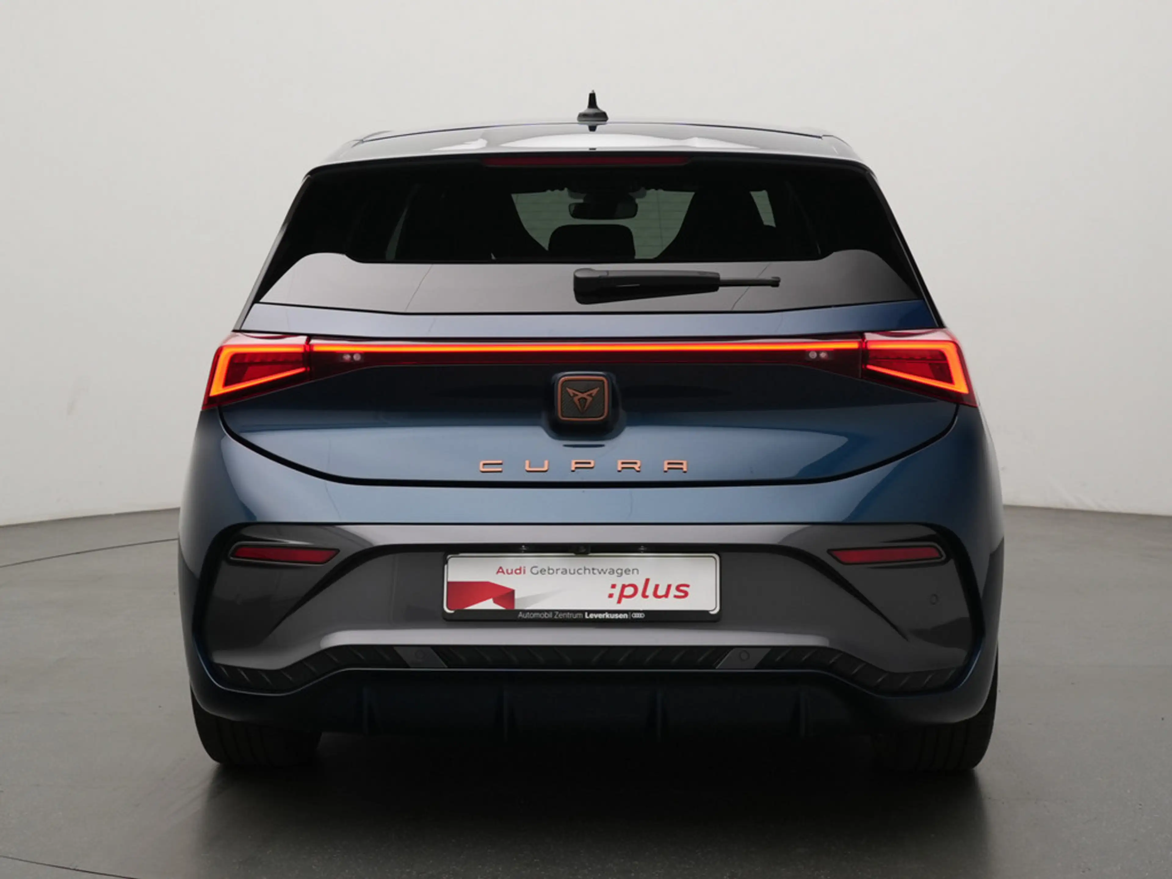 CUPRA Born ACC NAVI KAM SHZ HUD LED PDC KLIMA — photo 4