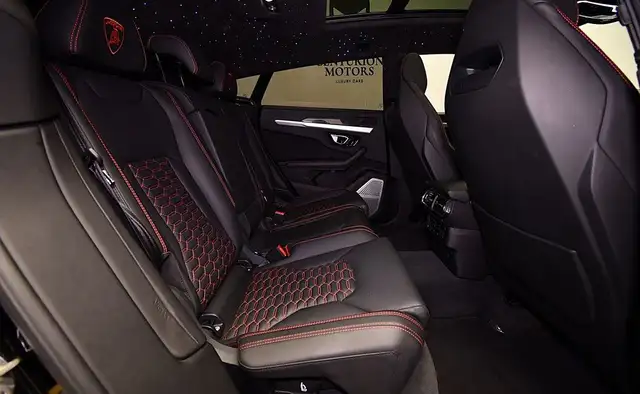 Lamborghini Urus view 9