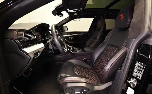 Lamborghini Urus view 15