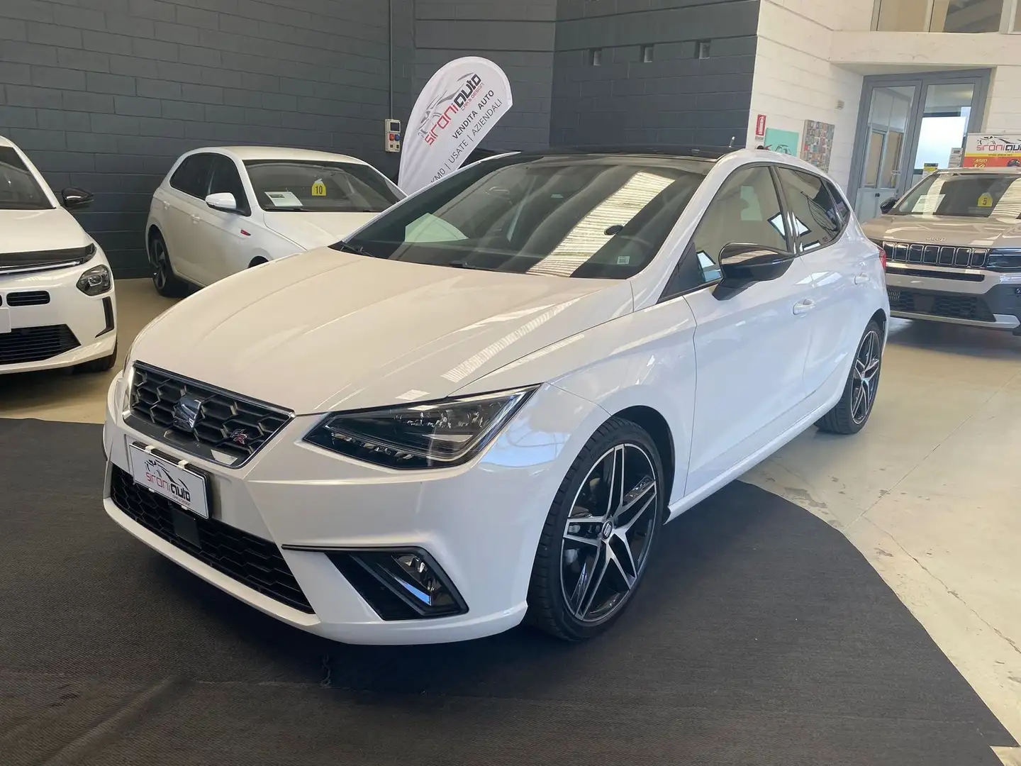 SEAT Ibiza 1.0 EcoTSI 115 CV DSG 5p. FR Bianco - 1