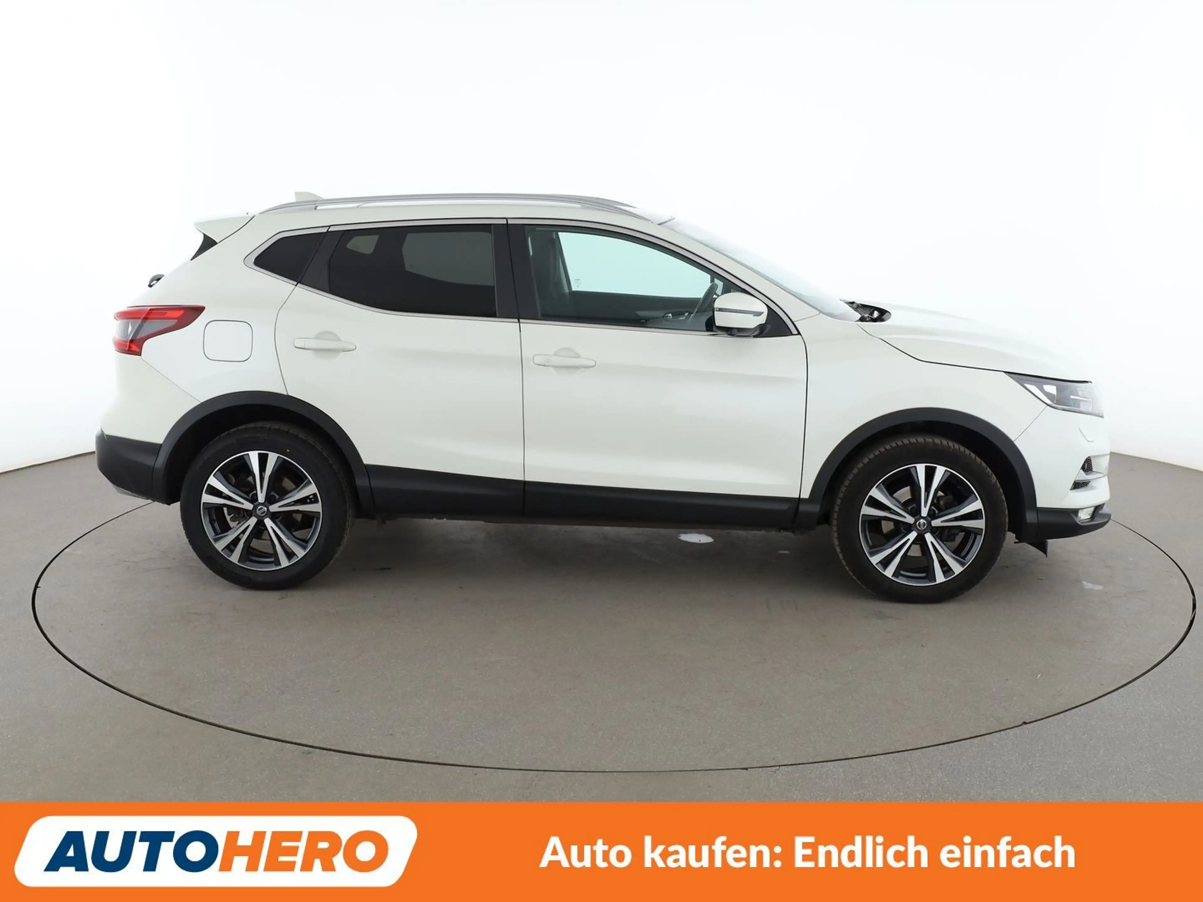 Nissan Qashqai 1.3 DIG-T N-Connecta*NAVI*TEMPO*PDC*SHZ — photo 7