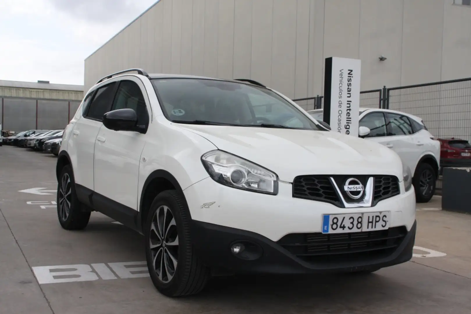 Nissan Qashqai Q+2 1.5dCi Tekna Premium 4x2 17´´ Alb - 2