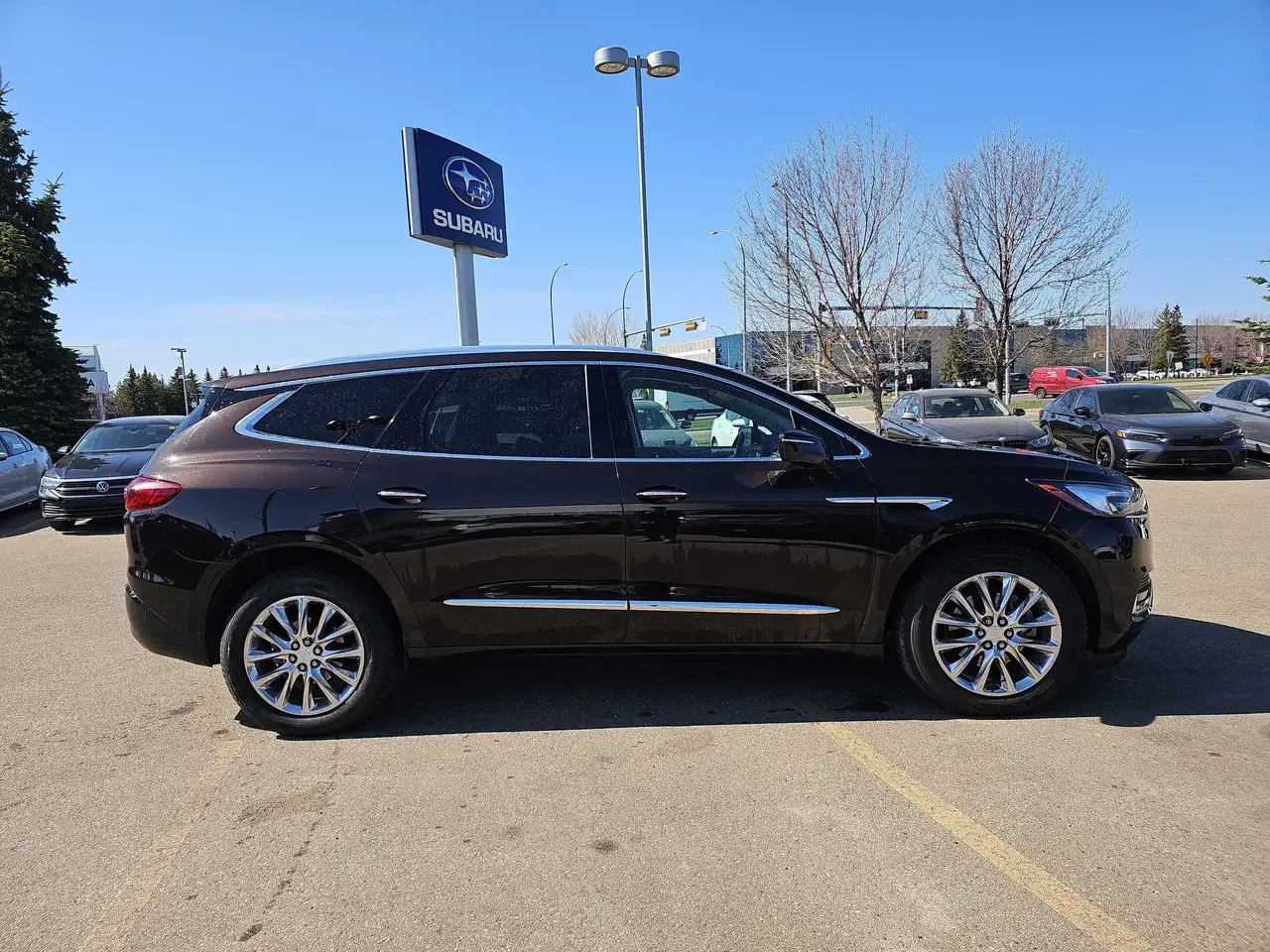 Buick Enclave снимка Buick Enclave