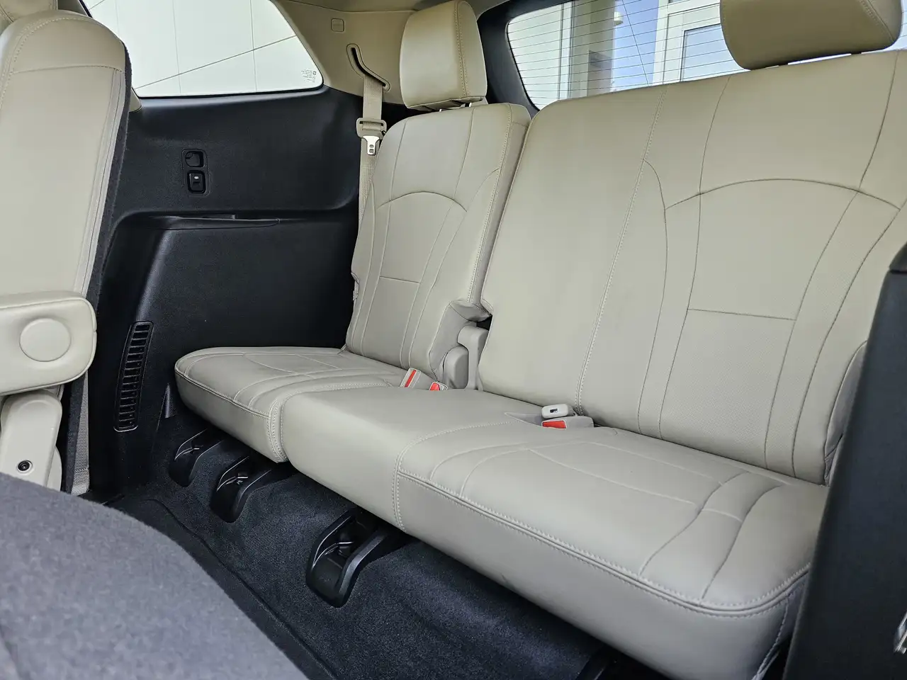 Buick Enclave снимка Buick Enclave