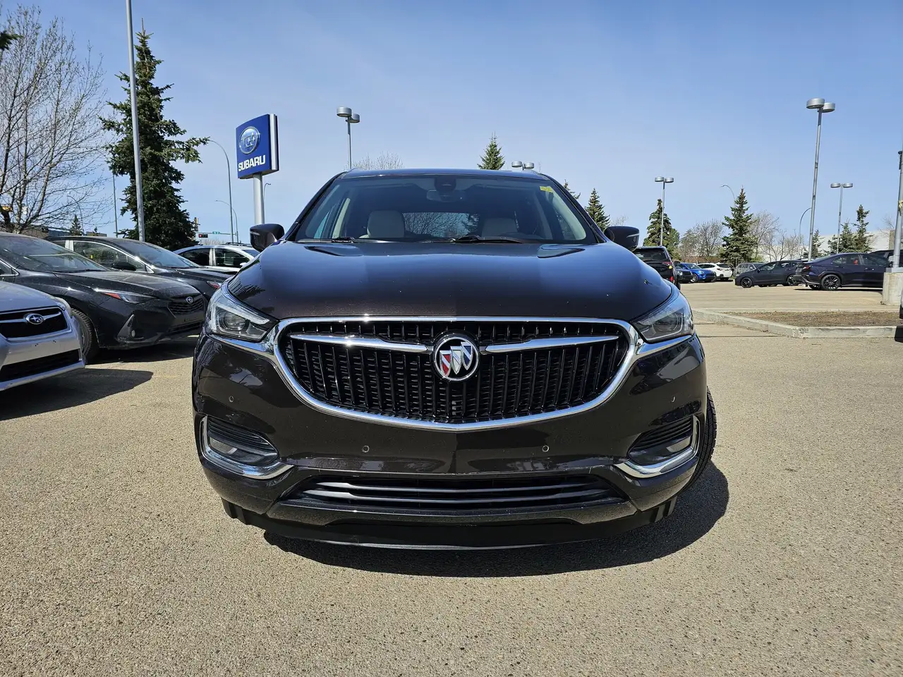 Buick Enclave снимка Buick Enclave
