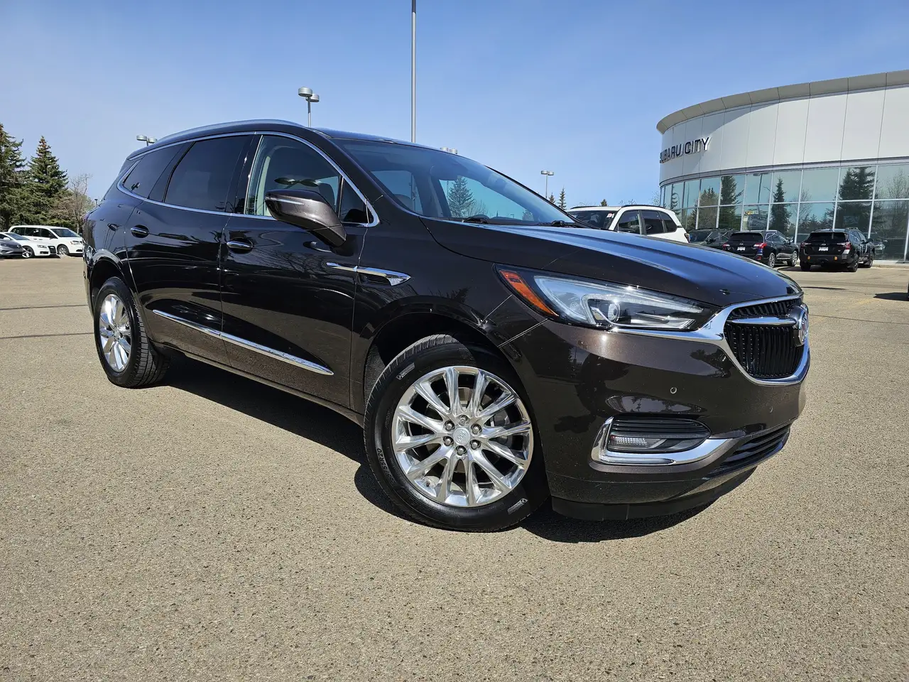Buick Enclave снимка Buick Enclave