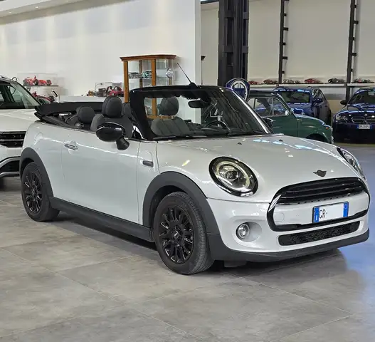MINI One Cabrio Mini IV F57 Cabrio 1.5 Boost
