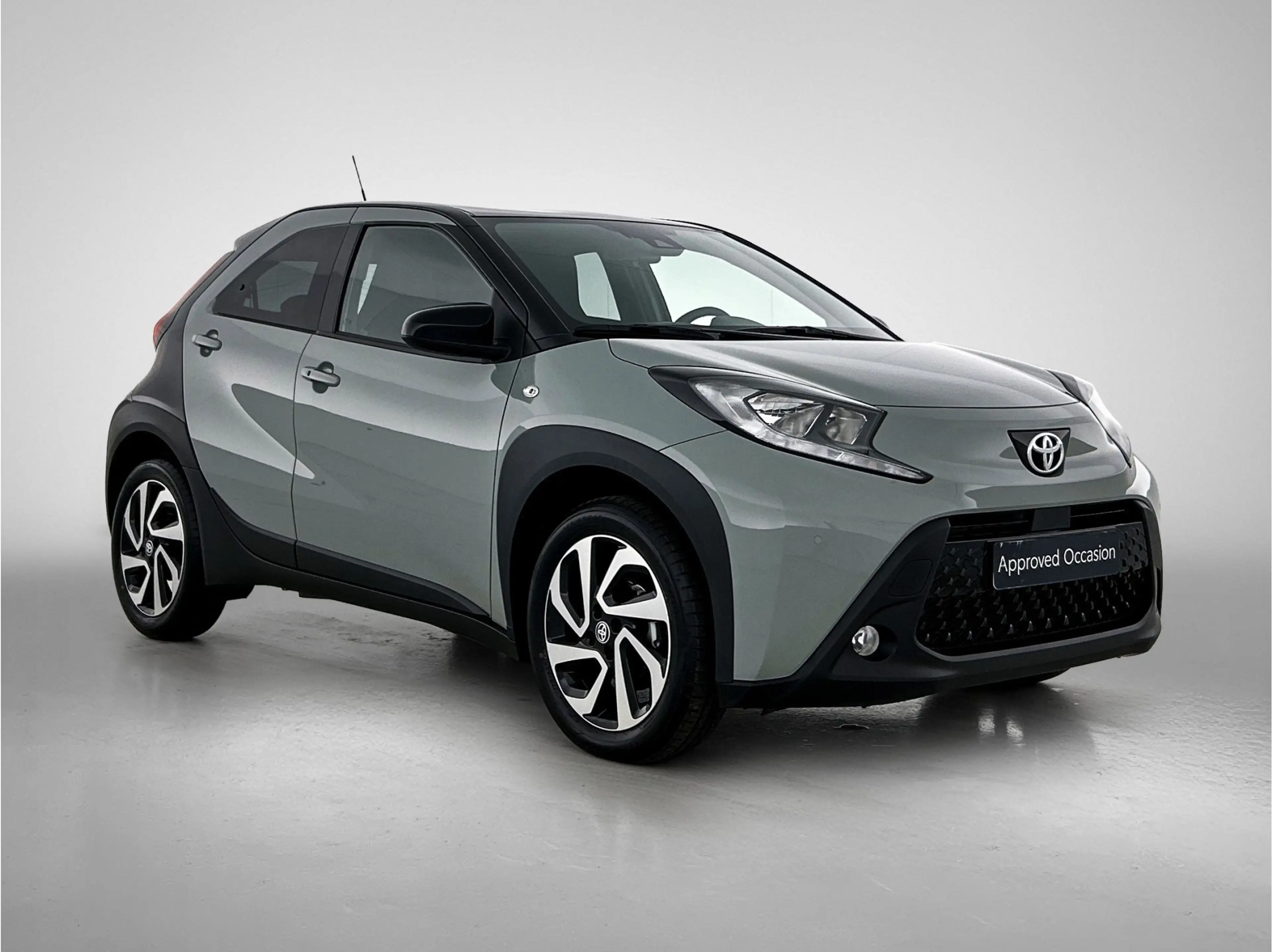 Toyota Aygo X 1.0 VVT-i S-CVT Pulse + | BTW Voertuig | Parkeerse — photo 12