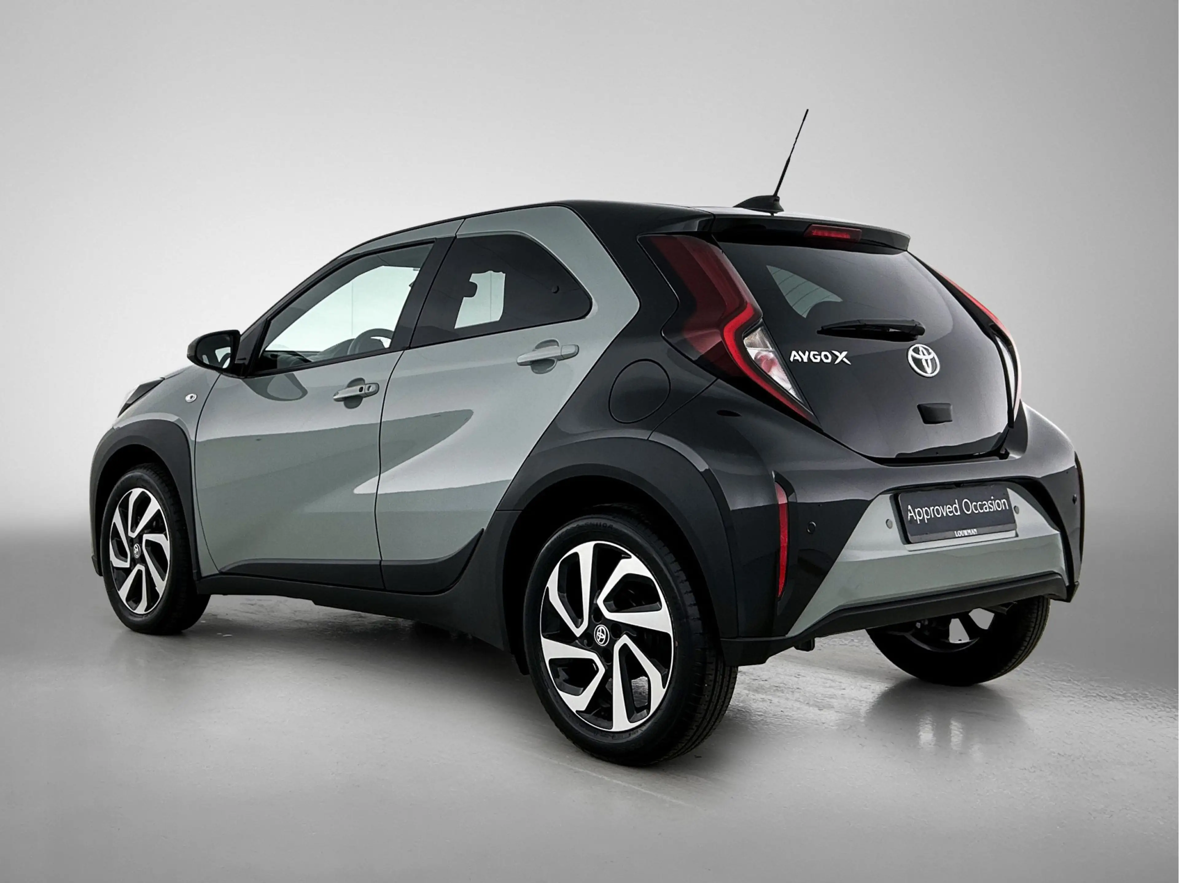 Toyota Aygo X 1.0 VVT-i S-CVT Pulse + | BTW Voertuig | Parkeerse — photo 13