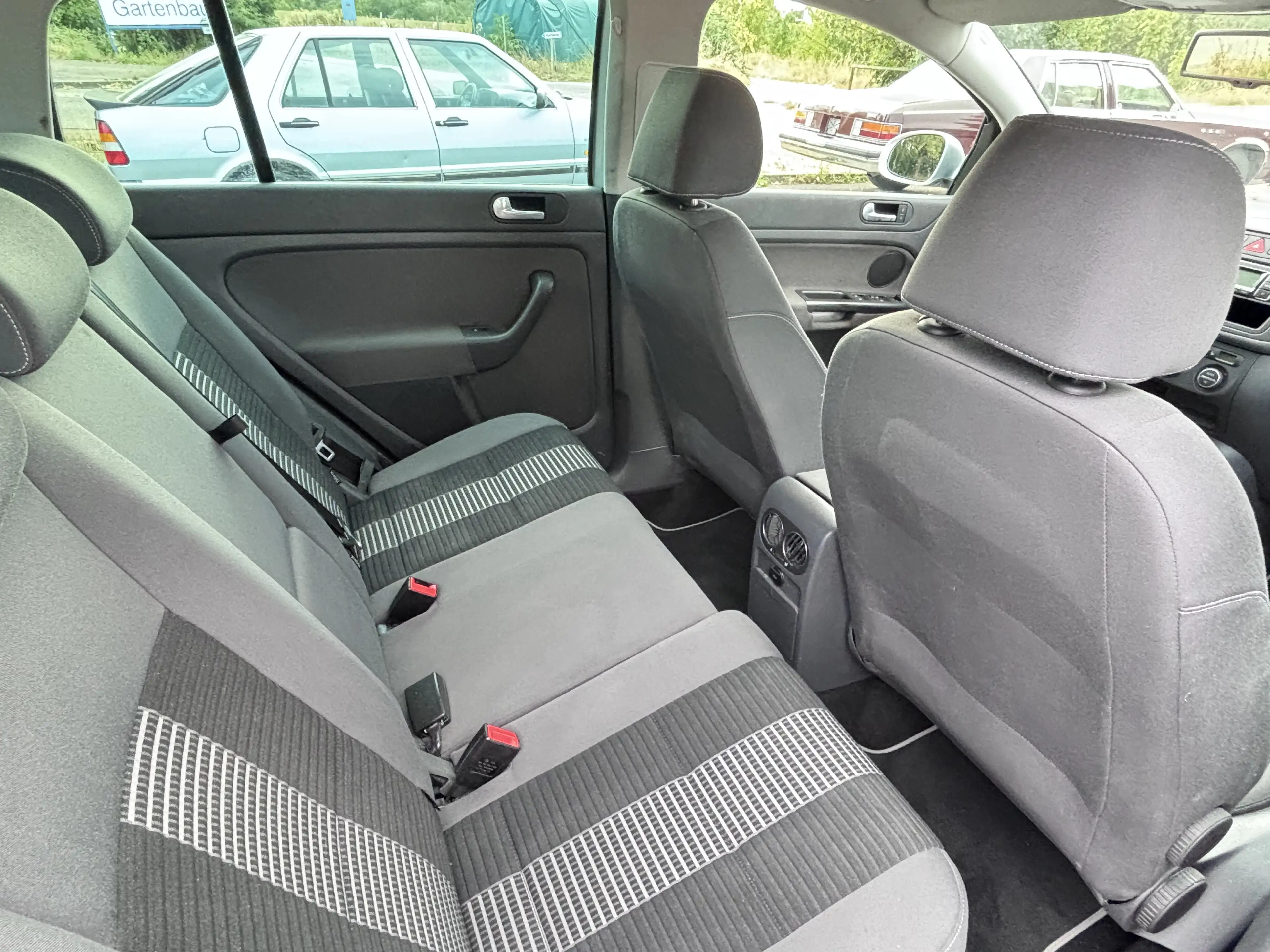 Volkswagen Golf Plus 1.4 16V United*2.HAND-EURO 4-ALU-WR-SHZ* — photo 19