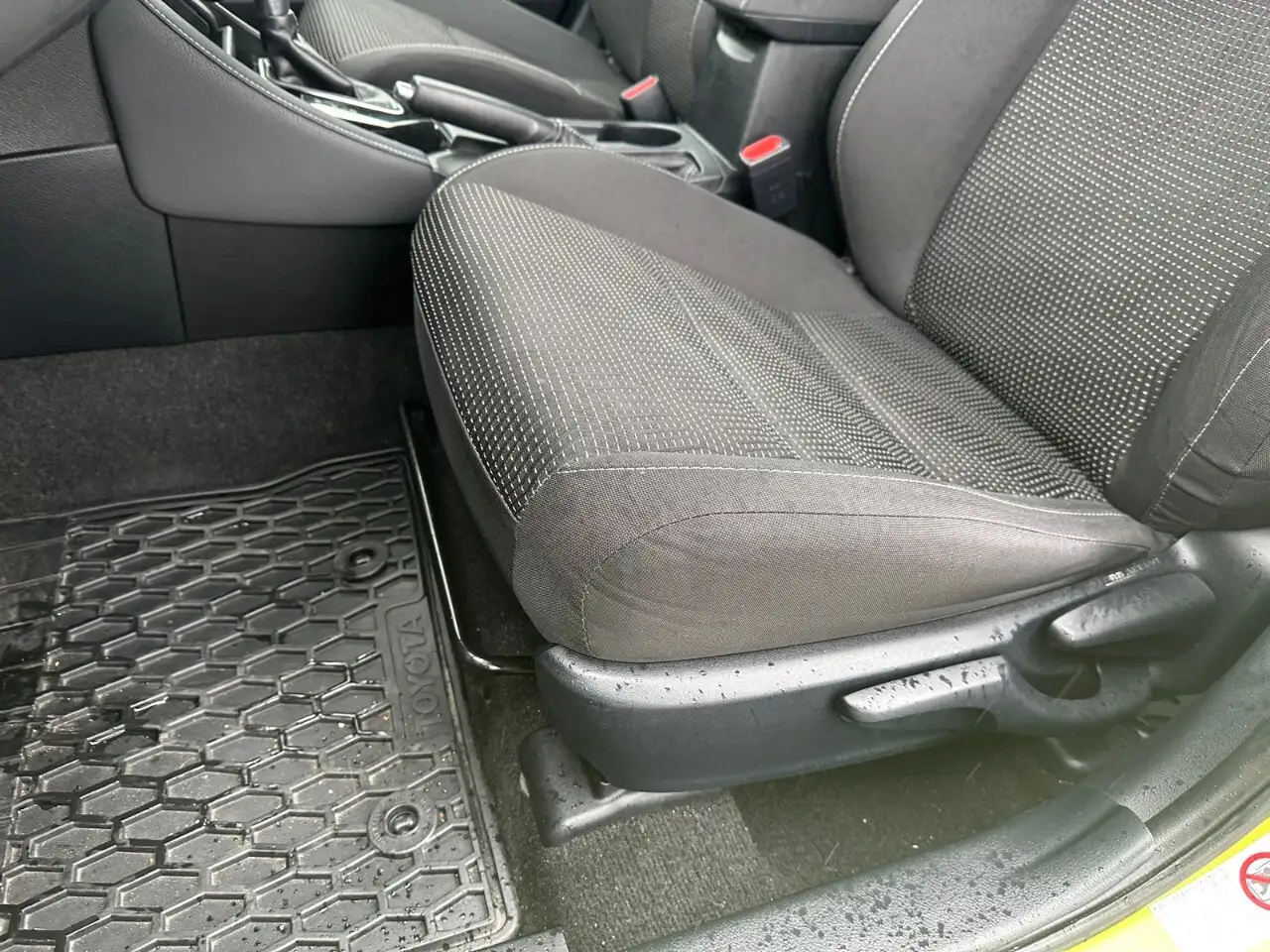 Toyota Corolla снимка Toyota Corolla