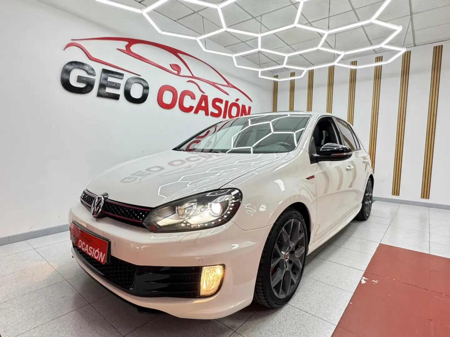 Volkswagen Golf GTI 2.0 TSI 35 Last Edition Blanc - 1